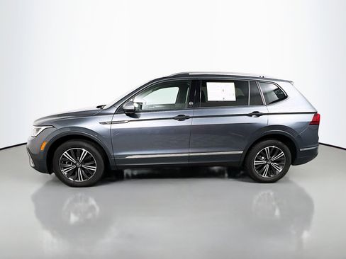 Used 2024 Volkswagen Tiguan Wolfsburg Edition image 9
