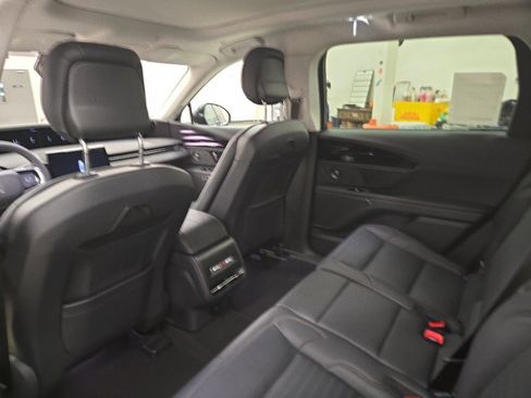 New 2026 Lincoln Nautilus Reserve w/ Jet Appearance Package image 10