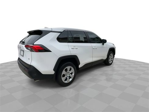 Used 2024 Toyota RAV4 LE image 14