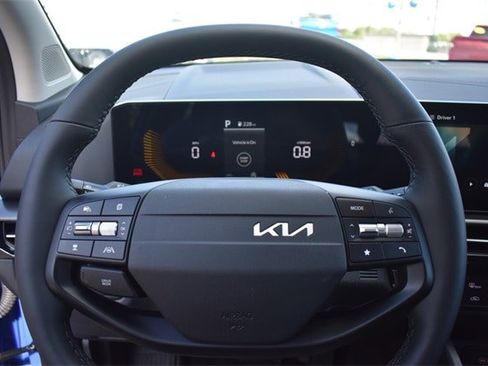 New 2026 Kia Sportage EX image 29