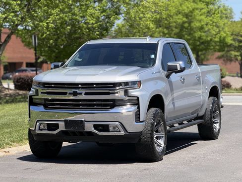 Used 2020 Chevrolet Silverado 1500 LTZ w/ LTZ Plus Package AWD/4WD image 2