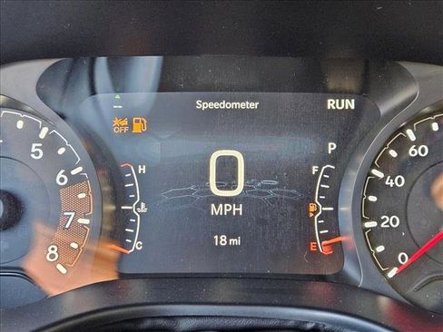 New 2026 Jeep Compass Latitude image 11