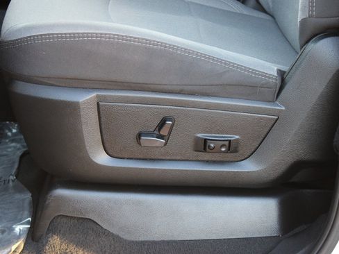 Used 2024 RAM 2500 Big Horn image 12