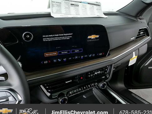 New 2026 Chevrolet Tahoe High Country AWD/4WD image 13