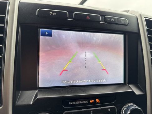 Used 2020 Ford F150 Lariat image 32