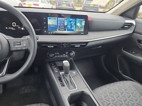 New 2026 Nissan Kicks SV w/ SV Premium Package image 21