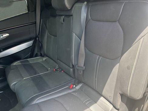 Used 2023 Genesis GV70 2.5T w/ Sport Prestige Package AWD/4WD image 13