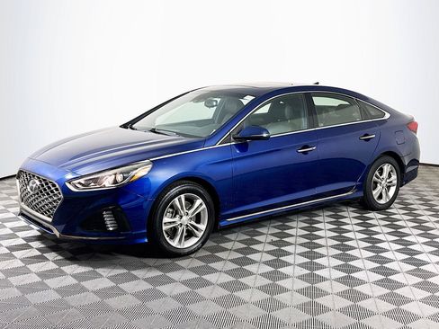 Used 2018 Hyundai Sonata Sport w/ Tech Package 05 FWD image 4