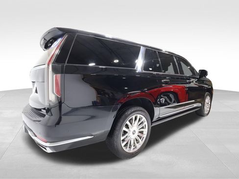 Used 2021 Cadillac Escalade ESV Premium Luxury w/ Driver Assist Tech Package image 3
