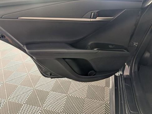 Used 2025 Toyota Camry SE w/ Convenience Package FWD image 64