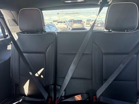 Used 2024 Chevrolet Tahoe Premier image 17