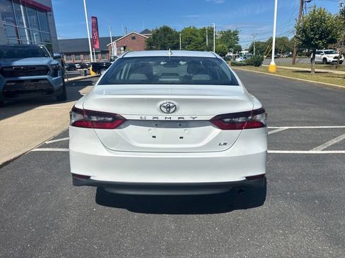 Used 2024 Toyota Camry LE w/ Convenience Package FWD image 4