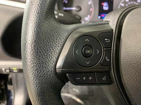 Used 2024 Toyota Corolla LE image 18