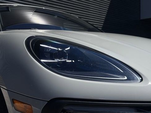 New 2026 Porsche Macan GTS AWD/4WD image 12