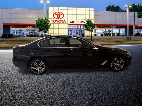 Used 2021 BMW 530i xDrive w/ Convenience Package AWD/4WD image 30