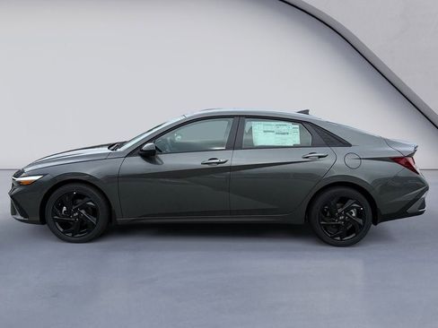 New 2026 Hyundai Elantra Sport FWD image 2
