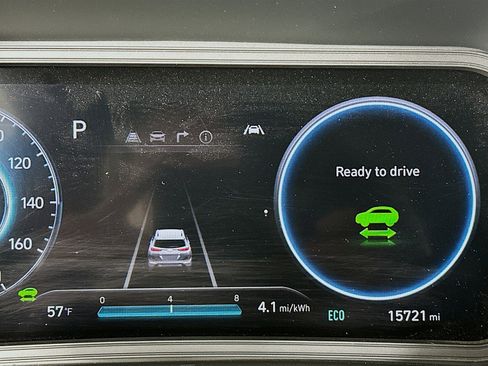 Used 2023 Hyundai Kona Limited FWD image 19
