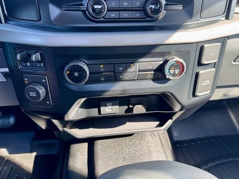 Used 2023 Ford F150 XL w/ Trailer Tow Package image 16