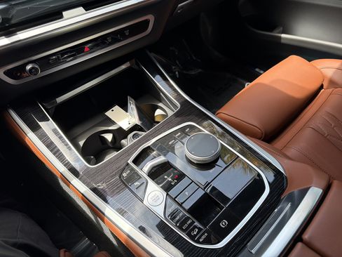Used 2025 BMW X5 M60i w/ Climate Comfort Package AWD/4WD image 26