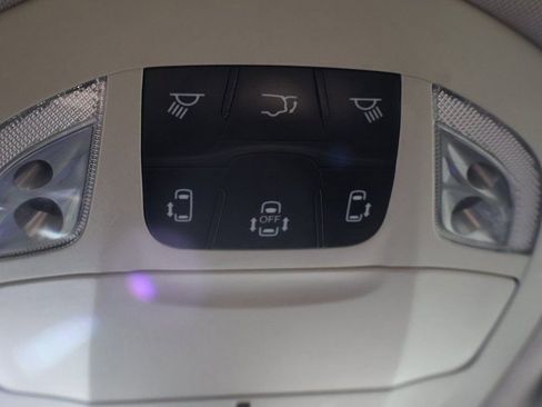 Used 2020 Chrysler Pacifica Touring-L Plus image 56