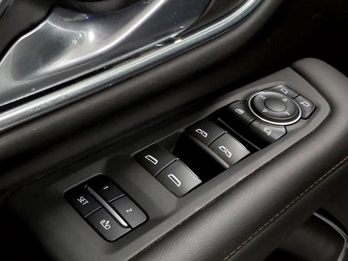 Used 2022 Chevrolet Tahoe High Country image 31