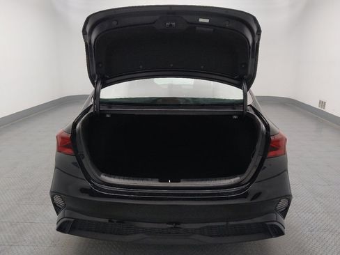 Used 2024 Kia Forte LXS FWD image 29