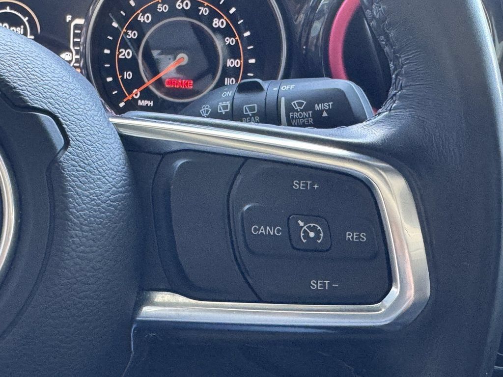 Used 2021 Jeep Wrangler Unlimited Sahara AWD/4WD image 21