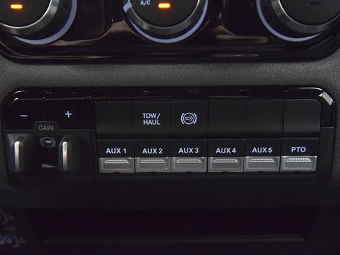 New 2026 RAM 5500 Tradesman AWD/4WD image 22