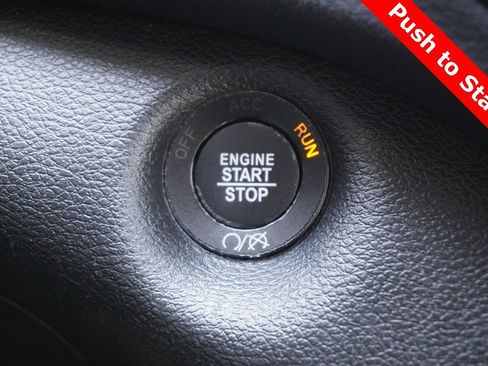 Used 2023 Jeep Cherokee Altitude Lux image 25