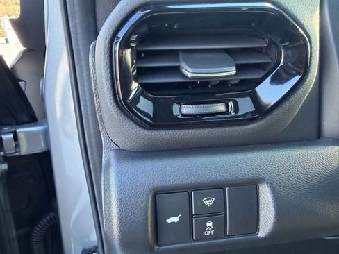 Certified 2025 Honda Pilot TrailSport image 28