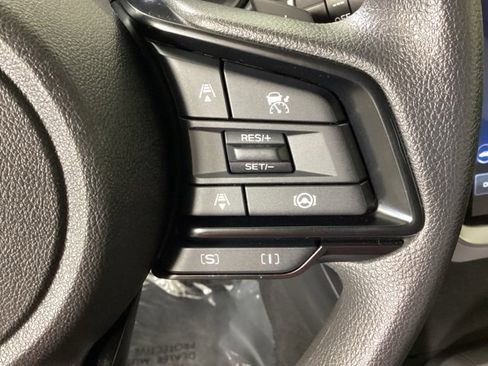 Used 2025 Subaru Crosstrek 2.5i Premium w/ Convenience Package #2 image 24