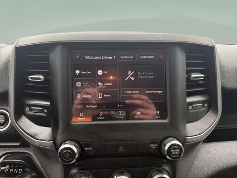 Used 2024 RAM 2500 Tradesman w/ Chrome Appearance Group image 15