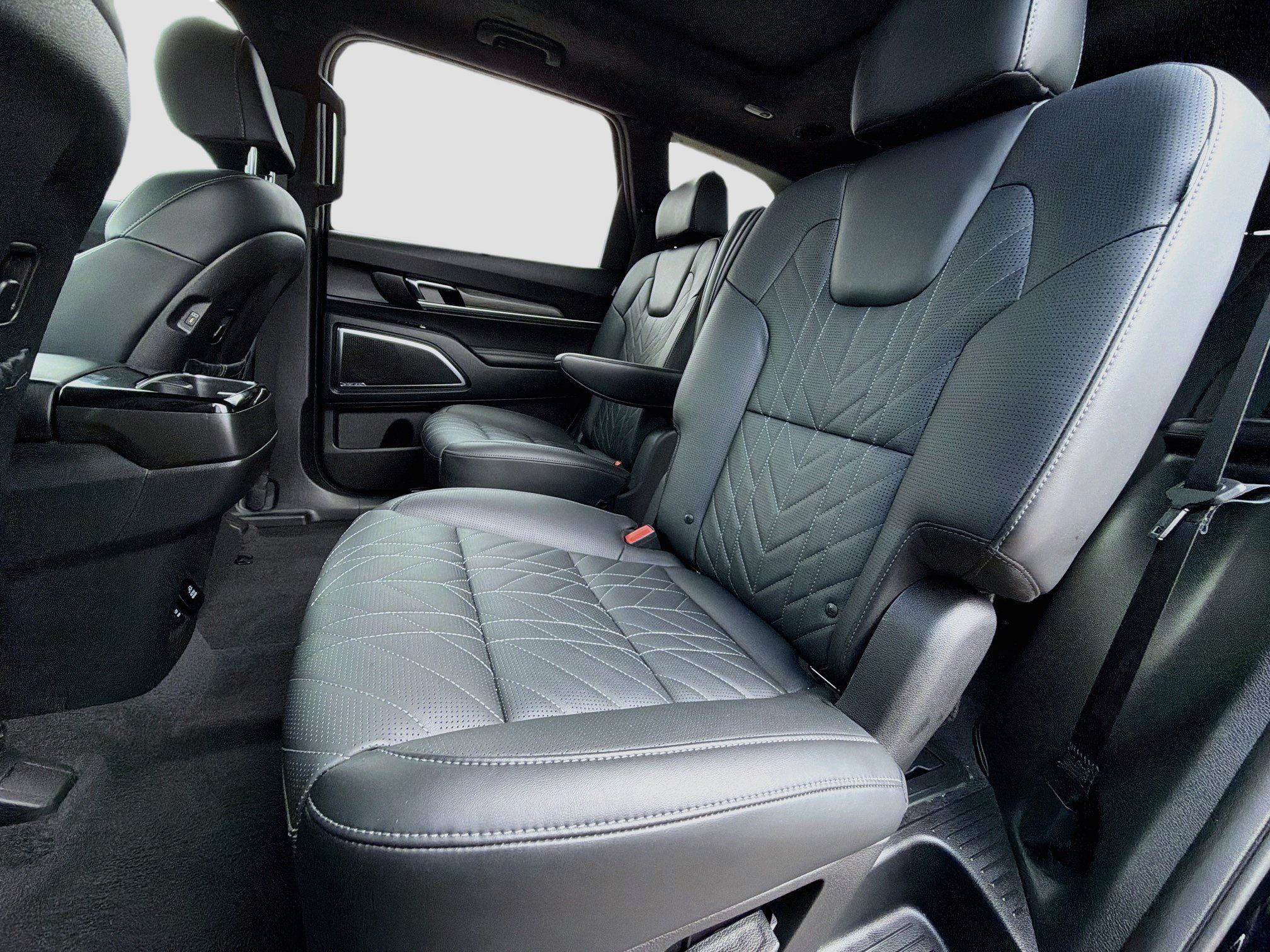 Used 2024 Kia Telluride SX Prestige X-Pro AWD/4WD image 23