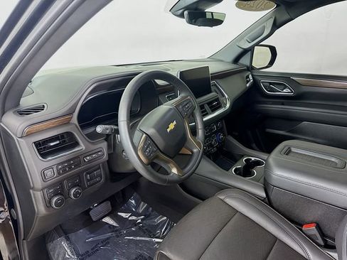 Used 2024 Chevrolet Tahoe High Country w/ Premium Package AWD/4WD image 12