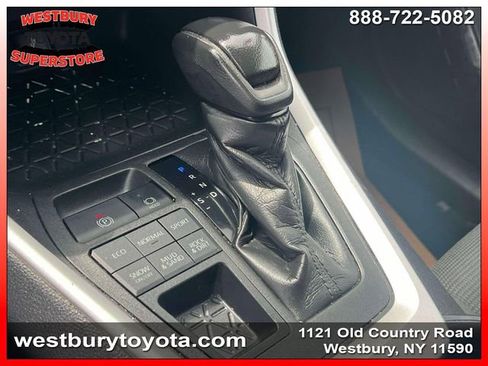 Certified 2021 Toyota RAV4 LE AWD/4WD image 27