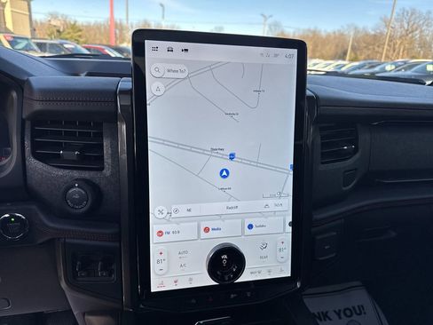 Used 2023 Ford Expedition Max Limited image 18