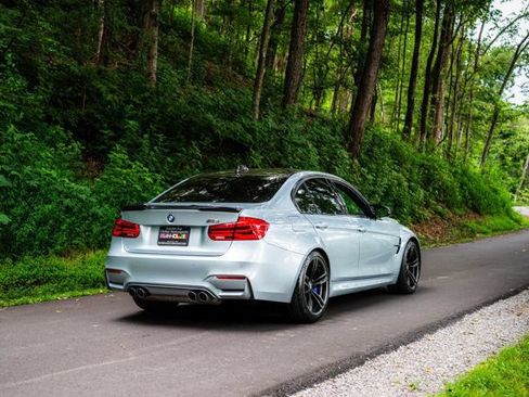Used 2016 BMW M3 RWD image 8