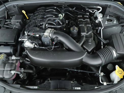 Used 2024 Dodge Durango GT AWD/4WD image 18