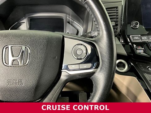Used 2021 Honda Odyssey Touring image 12