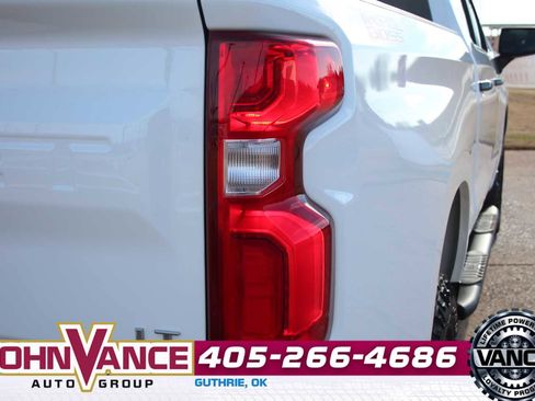 Used 2022 Chevrolet Silverado 1500 LT Trail Boss image 13