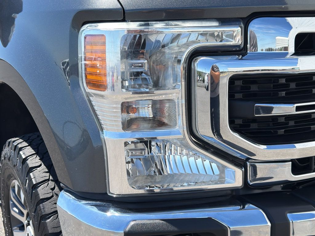 Used 2020 Ford F250 Lariat w/ Lariat Value Package AWD/4WD image 3