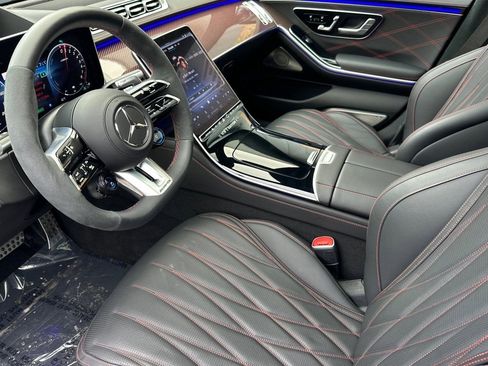 Used 2024 Mercedes-Benz S 63 AMG S image 4