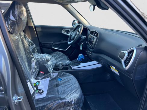 New 2025 Kia Soul LX image 15