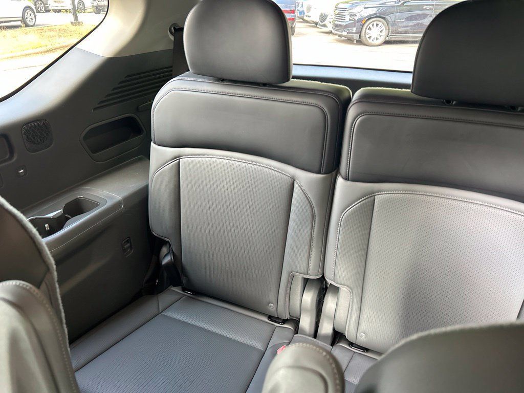 Used 2024 Kia EV9 Light Long Range RWD image 21