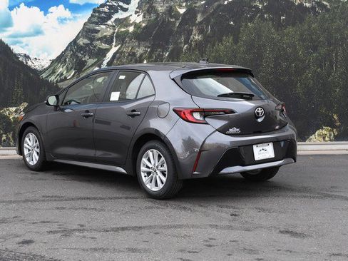 New 2026 Toyota Corolla SE image 3