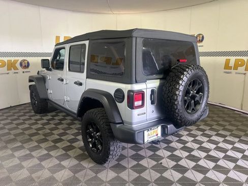 Used 2022 Jeep Wrangler Unlimited Sport AWD/4WD image 7