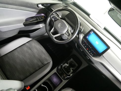 Certified 2021 Volkswagen ID.4 Pro image 9