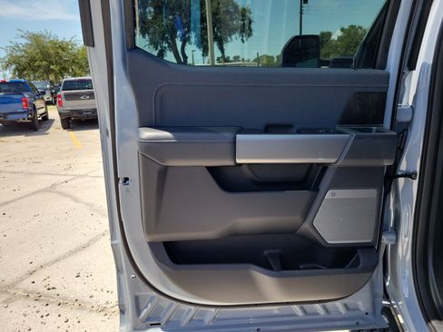 Used 2024 GMC Sierra 1500 AT4 w/ Technology Package AWD/4WD image 10