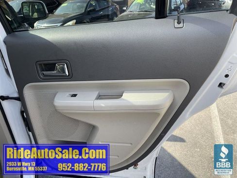 Used 2010 Ford Edge SEL image 15