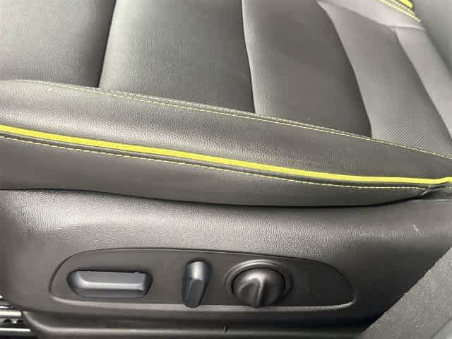 Used 2025 Chevrolet TrailBlazer ACTIV w/ Driver Confidence Package AWD/4WD image 12